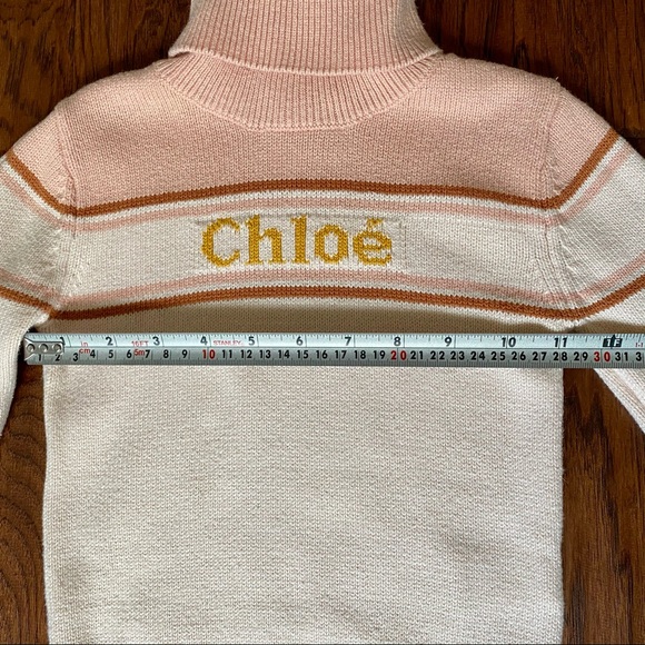 Chloé Girls Pink TurtleNeck Logo Sweater. 3T - Picture 6 of 11